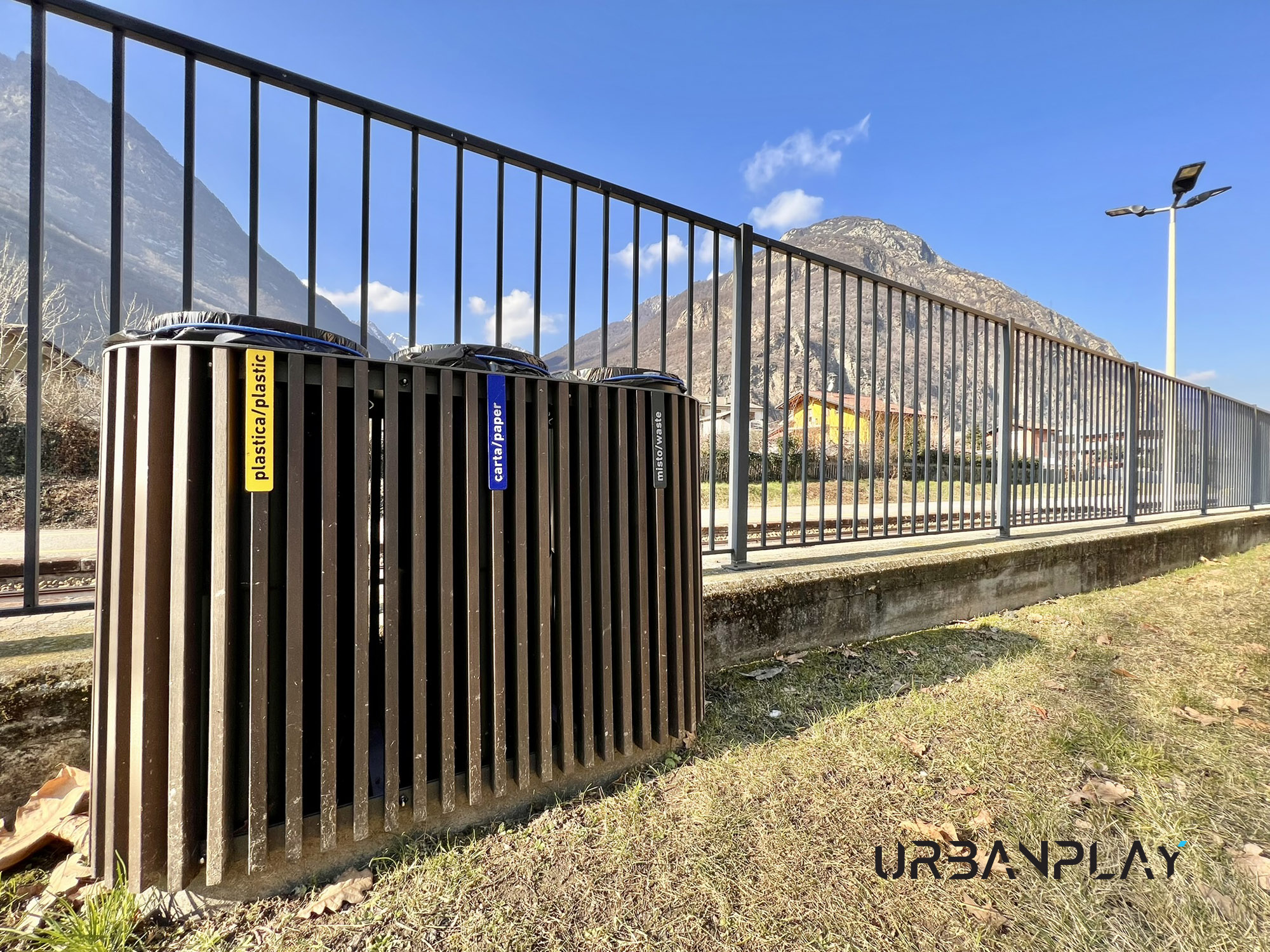 Riqualificazione urbana Hône con cestini Quinbin per la raccolta differenziata presso la stazione