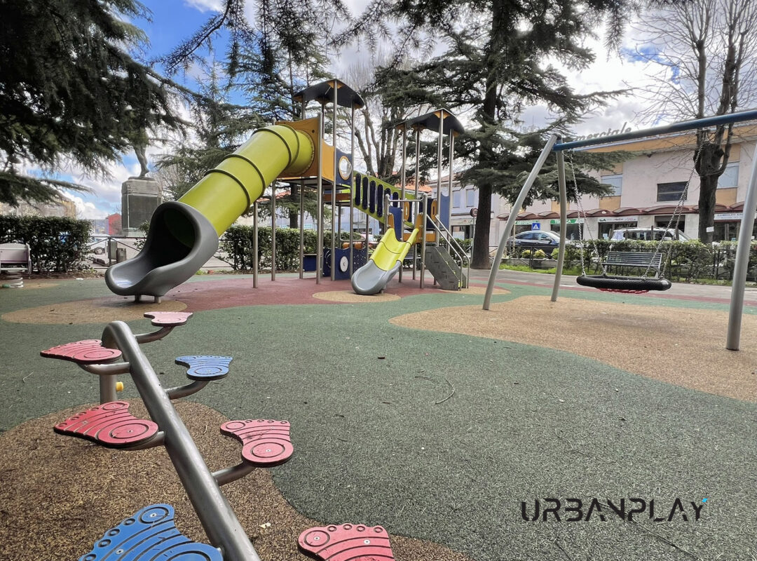 Parco Giochi Piazza della Repubblica | Canelli | AT