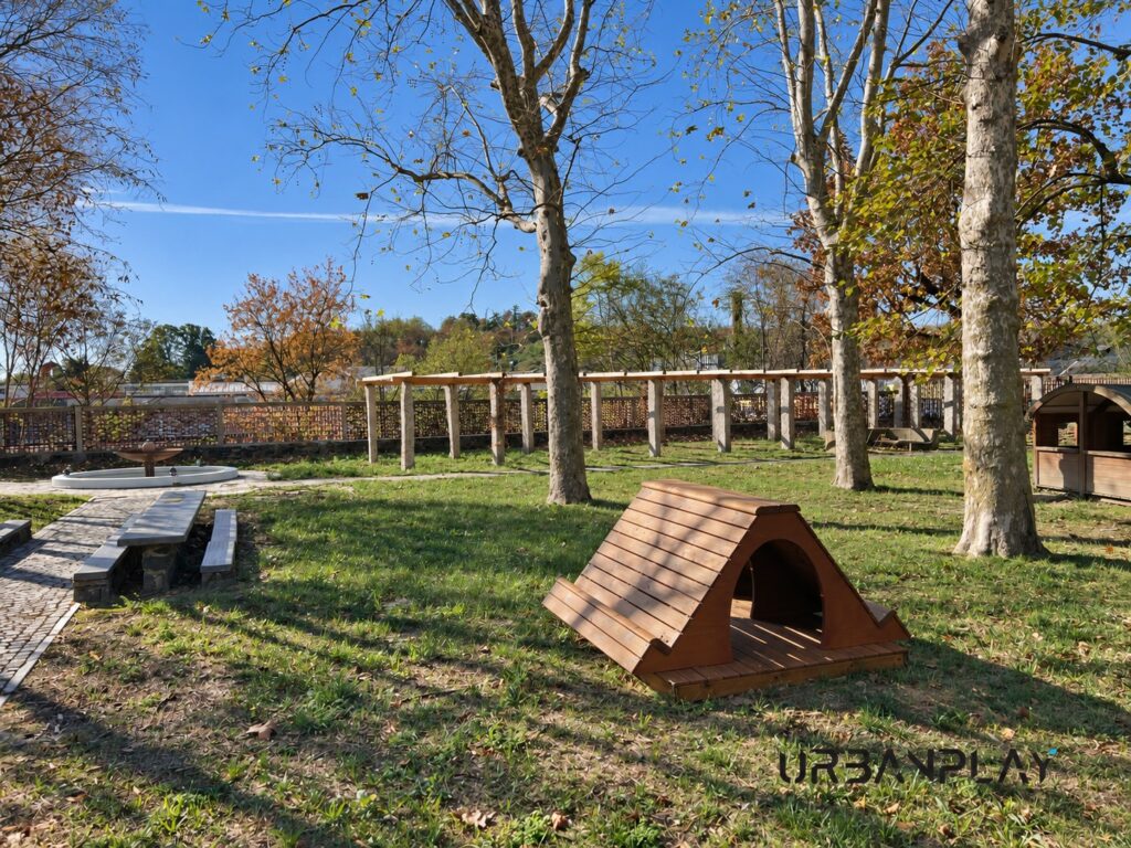 Giardino storico dell’Asilo Nido Adriano Olivetti di Ivrea con strutture in pietra e legno